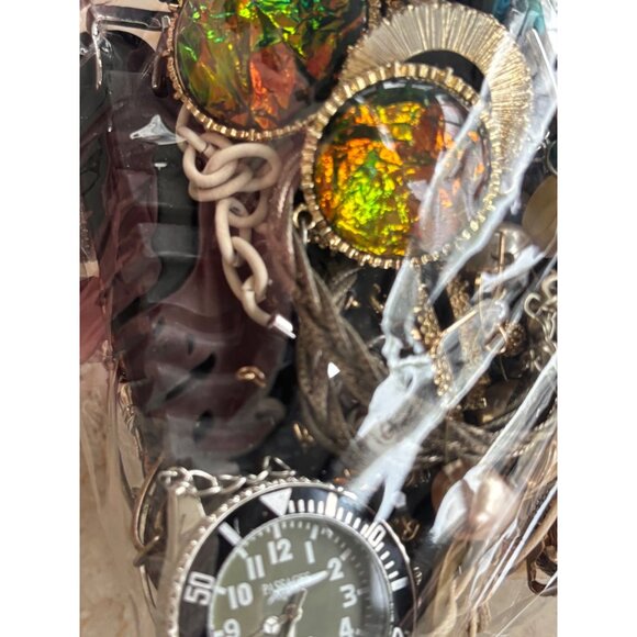 Mixed Craft/Scrap Jewelry Lot 2lbs 7oz For Repurpose/Upcycling - Picture 3 of 11